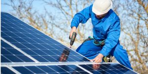 Installation Maintenance Panneaux Solaires Photovoltaïques à Montgermont